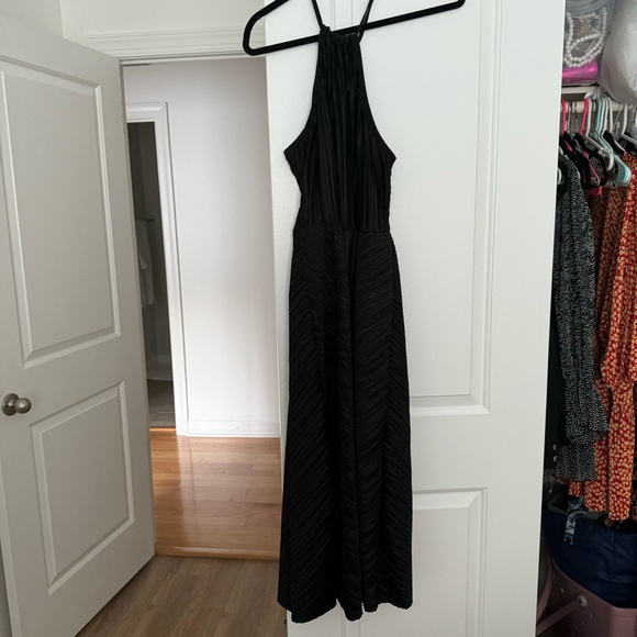 Boohoo plisse midi dress - Picture 3 of 3
